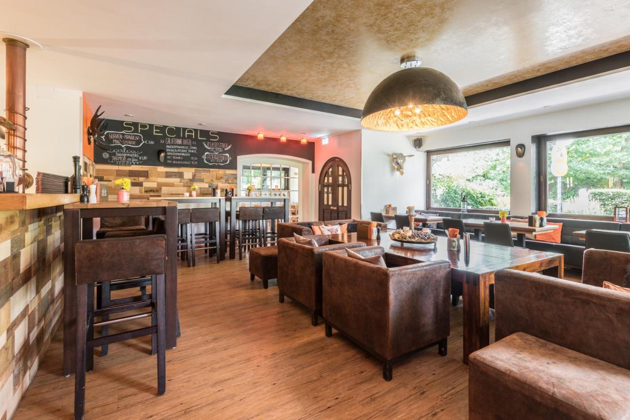 Engel Hotel Grill Bar Niedernhausen Esterno foto